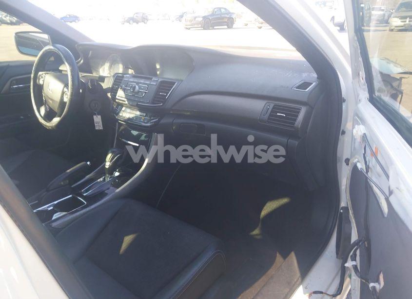 Photo 5 of 2017 Honda Accord SPORT (VIN 1HGCR2F54HA285519)