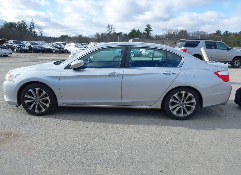 Photo 14 of 2013 Honda Accord SPORT (VIN 1HGCR2F55DA038052)