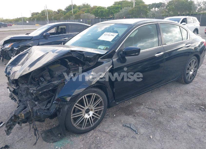 Photo 2 of 2013 Honda Accord SPORT (VIN 1HGCR2F55DA180322)