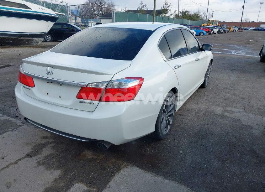 Photo 4 of 2013 Honda Accord SPORT (VIN 1HGCR2F55DA253494)