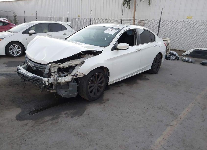 Photo 2 of 2013 Honda Accord SPORT (VIN 1HGCR2F55DA278797)