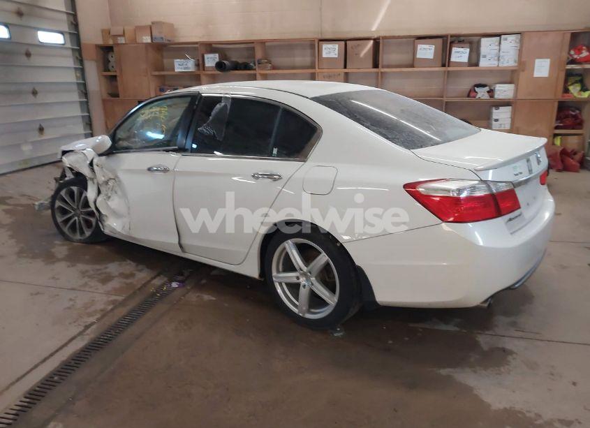 Photo 3 of 2014 Honda Accord SPORT (VIN 1HGCR2F55EA017168)