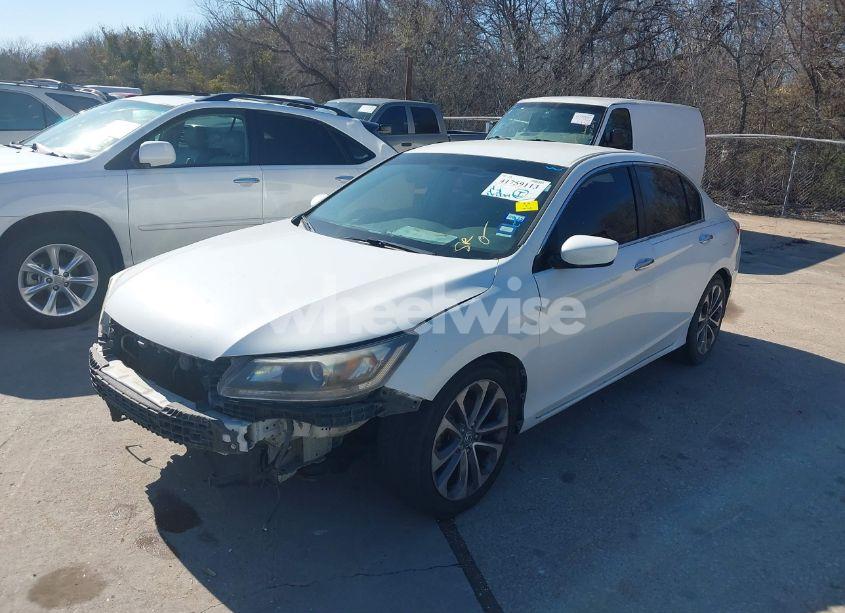 Photo 2 of 2014 Honda Accord SPORT (VIN 1HGCR2F55EA068122)