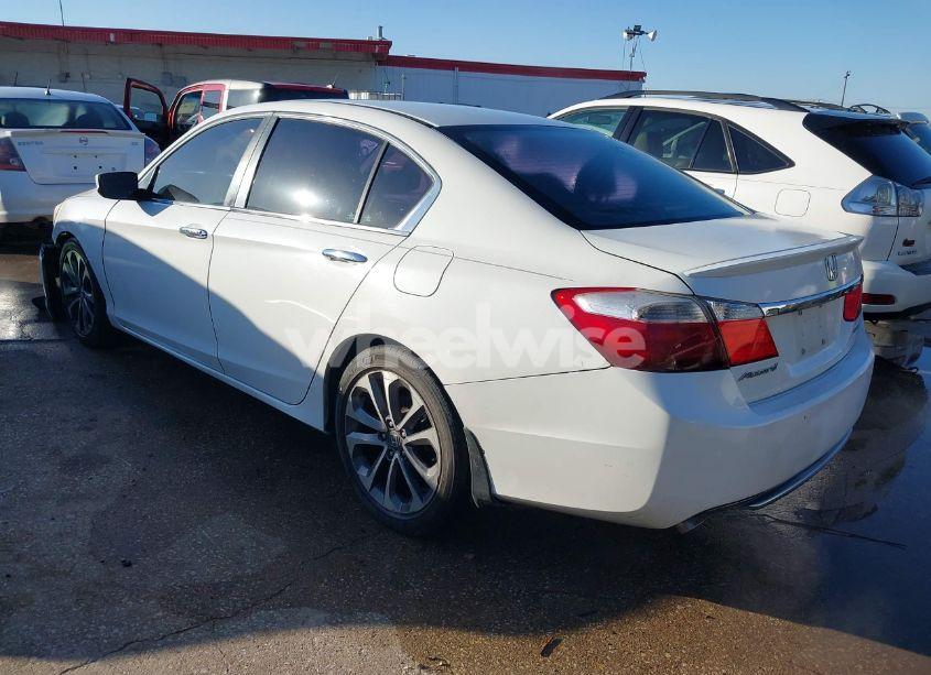 Photo 3 of 2014 Honda Accord SPORT (VIN 1HGCR2F55EA068122)