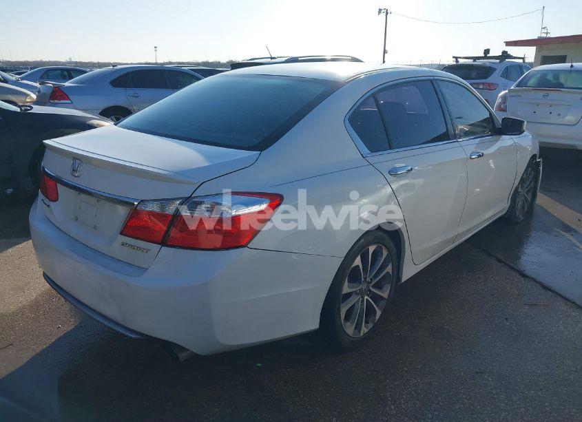Photo 4 of 2014 Honda Accord SPORT (VIN 1HGCR2F55EA068122)
