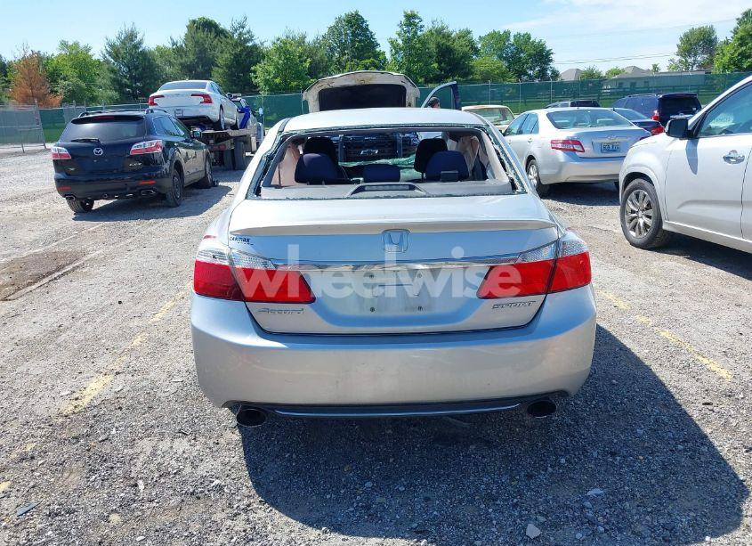 Photo 17 of 2014 Honda Accord SPORT (VIN 1HGCR2F55EA087138)