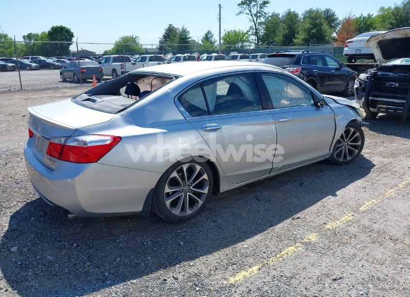 Photo 4 of 2014 Honda Accord SPORT (VIN 1HGCR2F55EA087138)