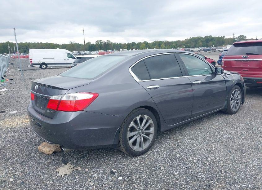 Photo 4 of 2014 Honda Accord SPORT (VIN 1HGCR2F55EA159049)