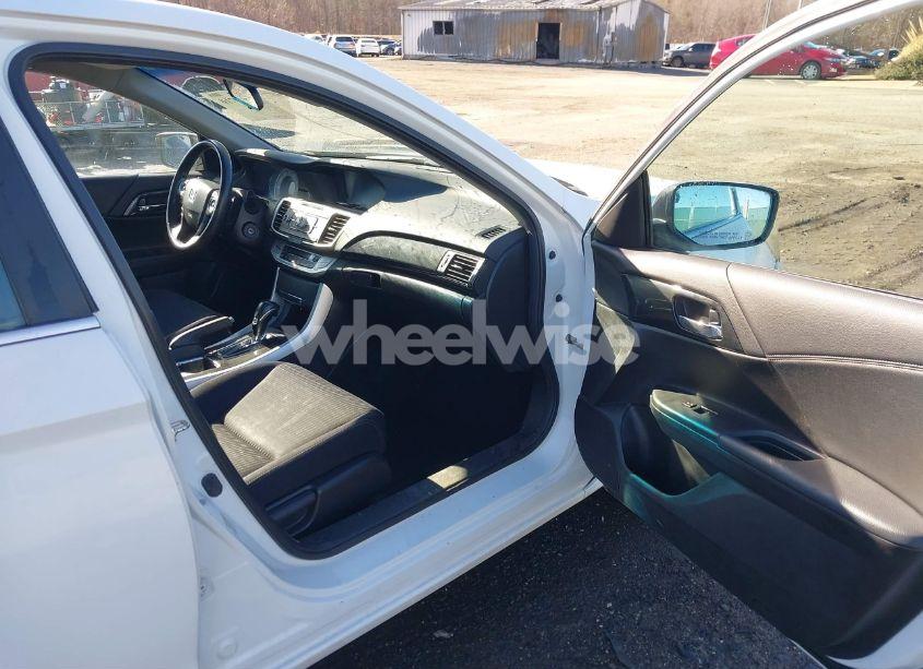 Photo 5 of 2014 Honda Accord SPORT (VIN 1HGCR2F55EA204751)