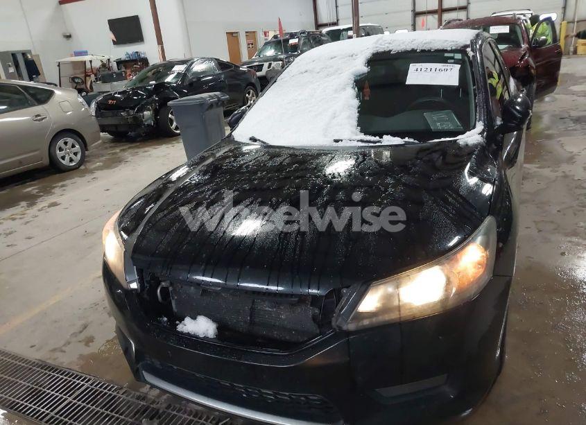 Photo 12 of 2015 Honda Accord SPORT (VIN 1HGCR2F55FA003949)