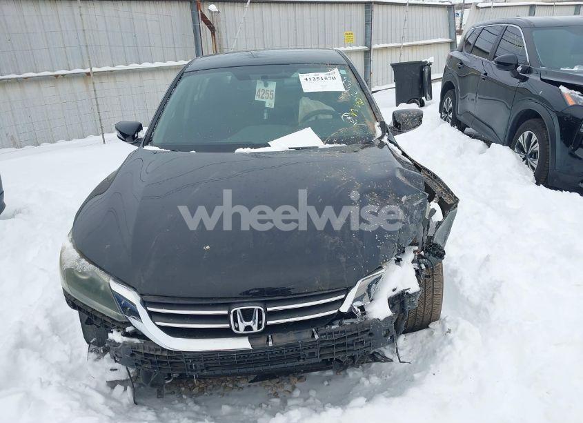 Photo 12 of 2015 Honda Accord SPORT (VIN 1HGCR2F55FA019259)