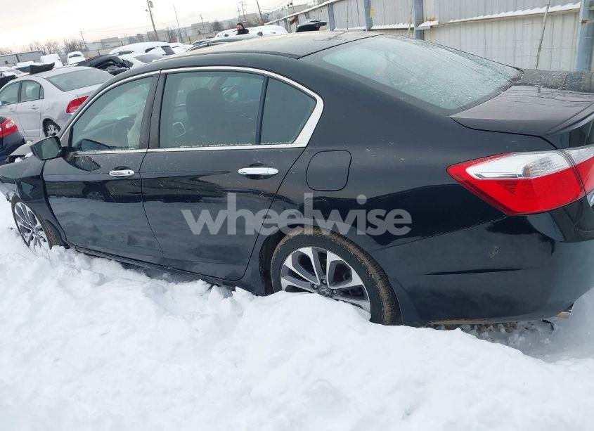 Photo 14 of 2015 Honda Accord SPORT (VIN 1HGCR2F55FA019259)