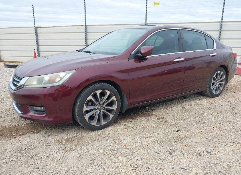 Photo 2 of 2015 Honda Accord SPORT (VIN 1HGCR2F55FA024350)