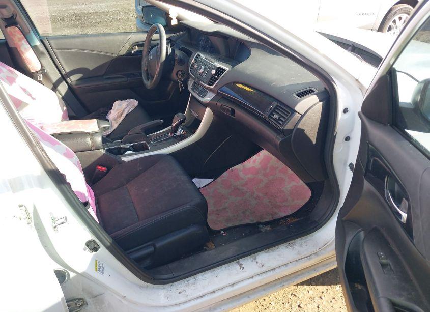 Photo 5 of 2015 Honda Accord SPORT (VIN 1HGCR2F55FA091739)