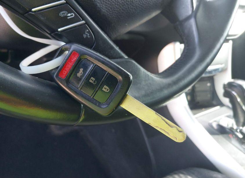 Photo 11 of 2015 Honda Accord SPORT (VIN 1HGCR2F55FA100732)