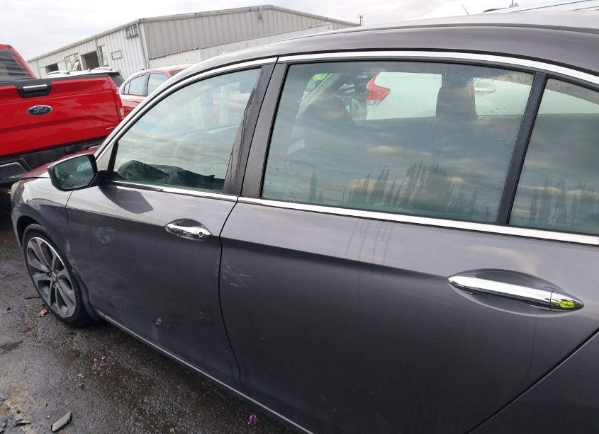 Photo 14 of 2015 Honda Accord SPORT (VIN 1HGCR2F55FA106630)