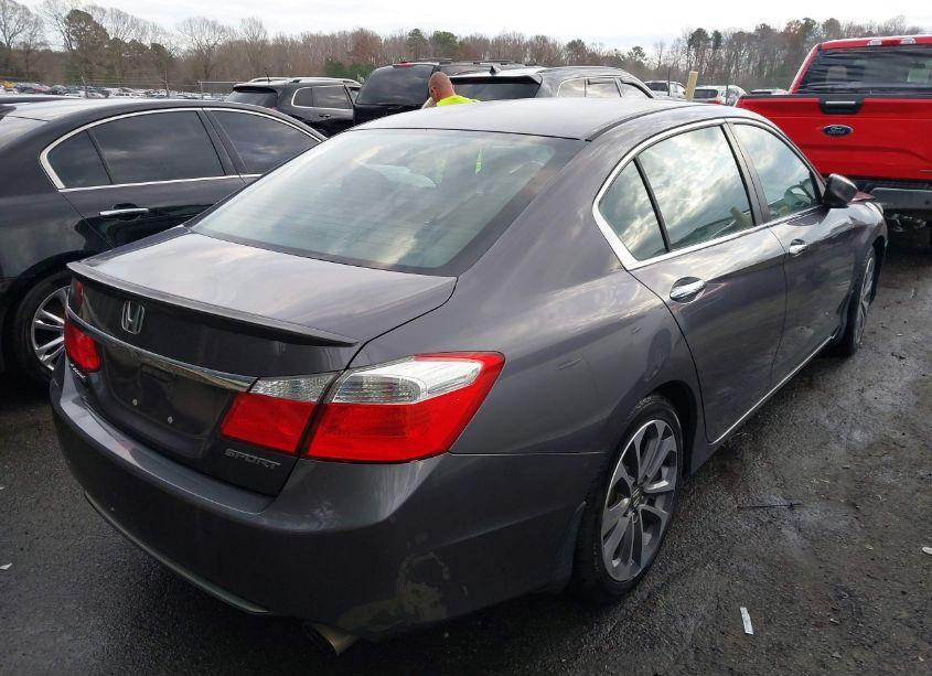 Photo 4 of 2015 Honda Accord SPORT (VIN 1HGCR2F55FA106630)