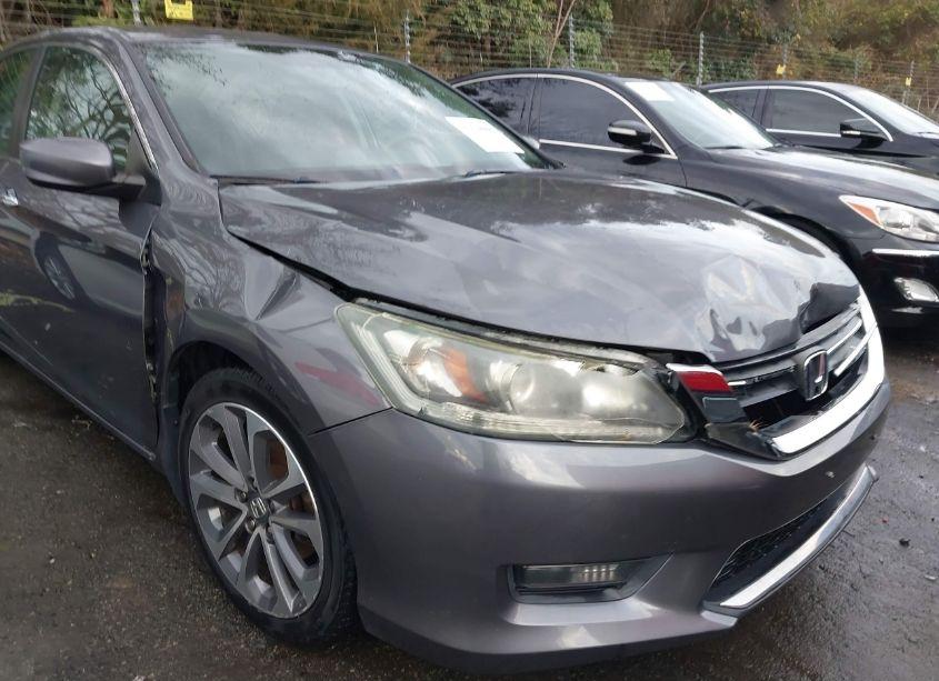 Photo 6 of 2015 Honda Accord SPORT (VIN 1HGCR2F55FA106630)