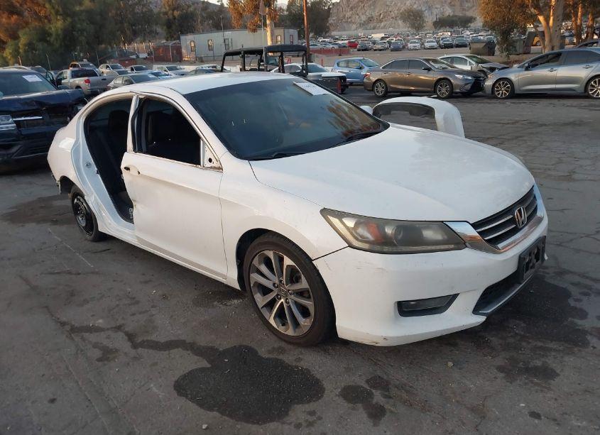 2015 Honda Accord SPORT (VIN 1HGCR2F55FA115831) main photo