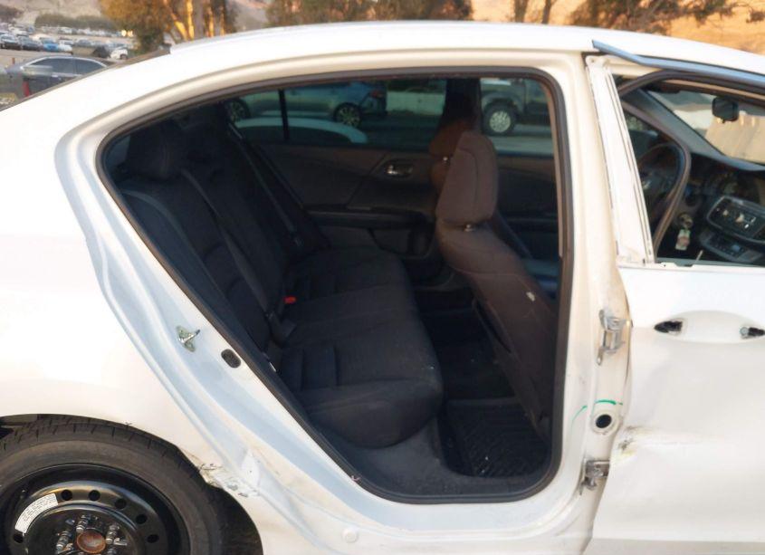 Photo 8 of 2015 Honda Accord SPORT (VIN 1HGCR2F55FA115831)