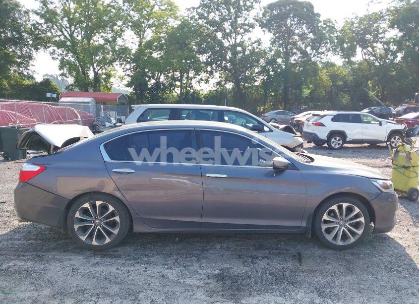 Photo 13 of 2015 Honda Accord SPORT (VIN 1HGCR2F55FA128921)