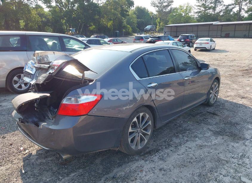 Photo 4 of 2015 Honda Accord SPORT (VIN 1HGCR2F55FA128921)