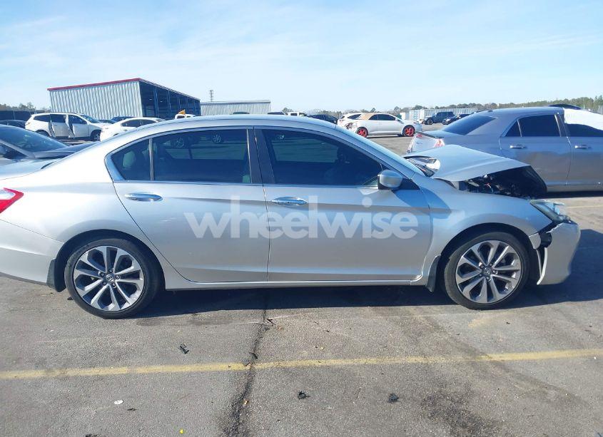 Photo 13 of 2015 Honda Accord SPORT (VIN 1HGCR2F55FA200457)