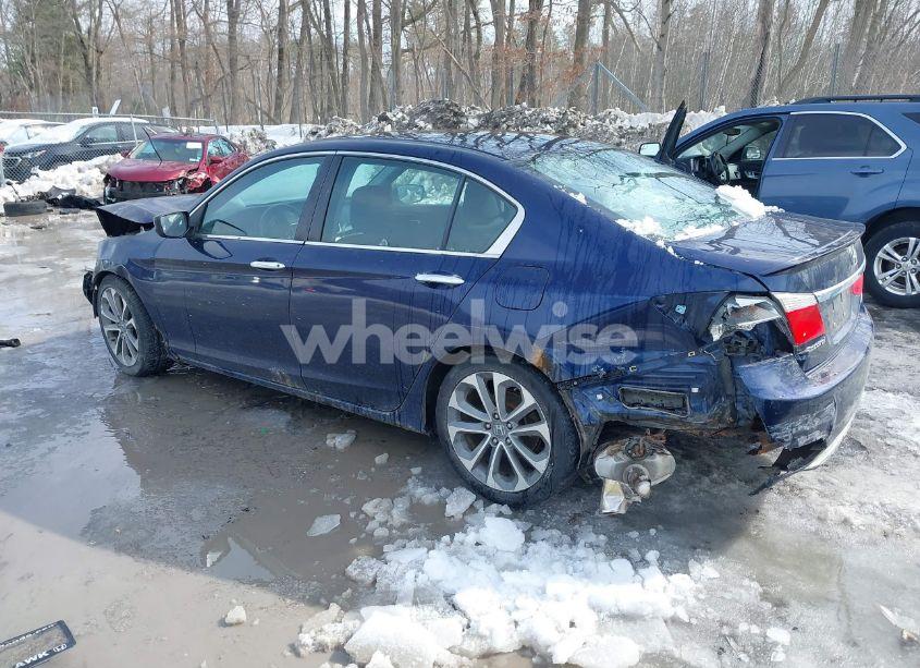 Photo 3 of 2015 Honda Accord SPORT (VIN 1HGCR2F55FA226296)