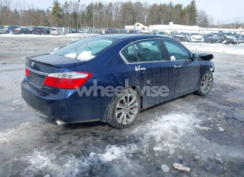 Photo 4 of 2015 Honda Accord SPORT (VIN 1HGCR2F55FA226296)