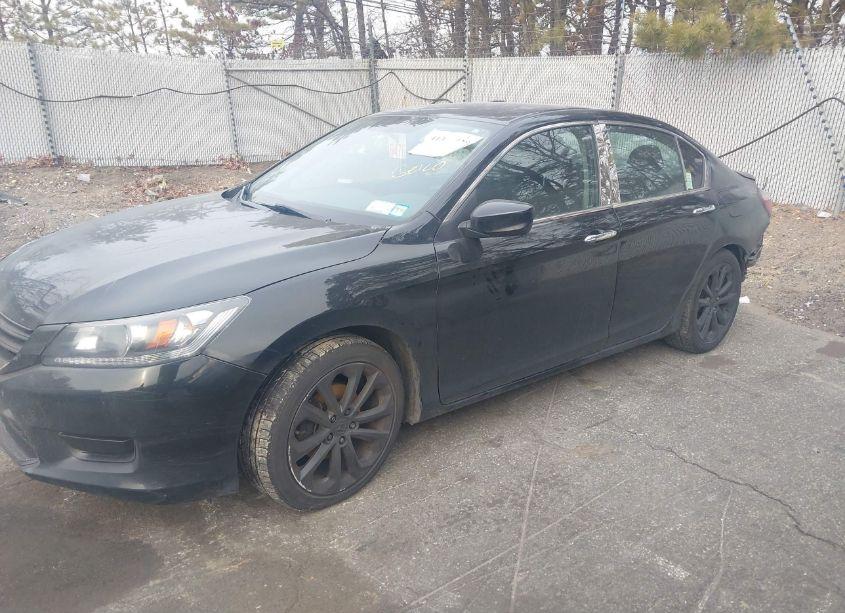 Photo 14 of 2015 Honda Accord SPORT (VIN 1HGCR2F55FA267303)