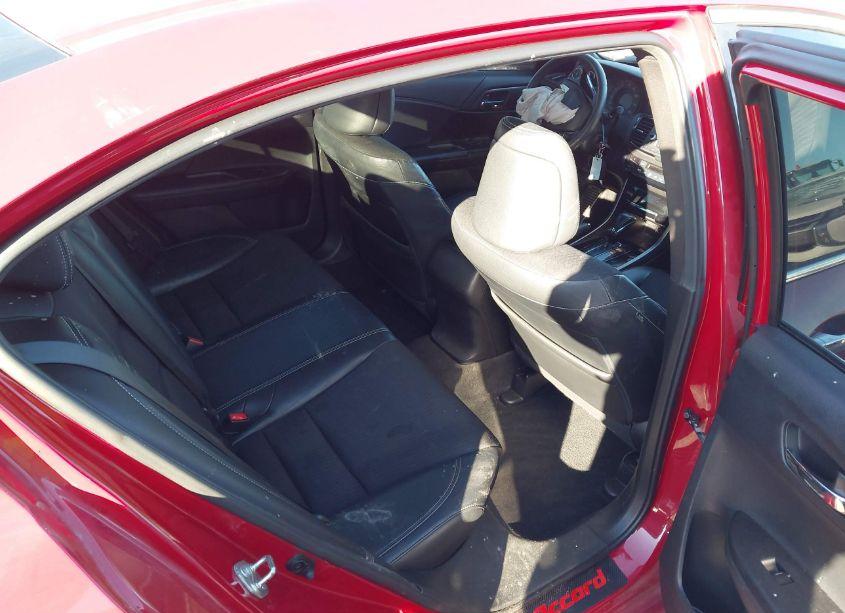 Photo 8 of 2016 Honda Accord SPORT (VIN 1HGCR2F55GA030618)