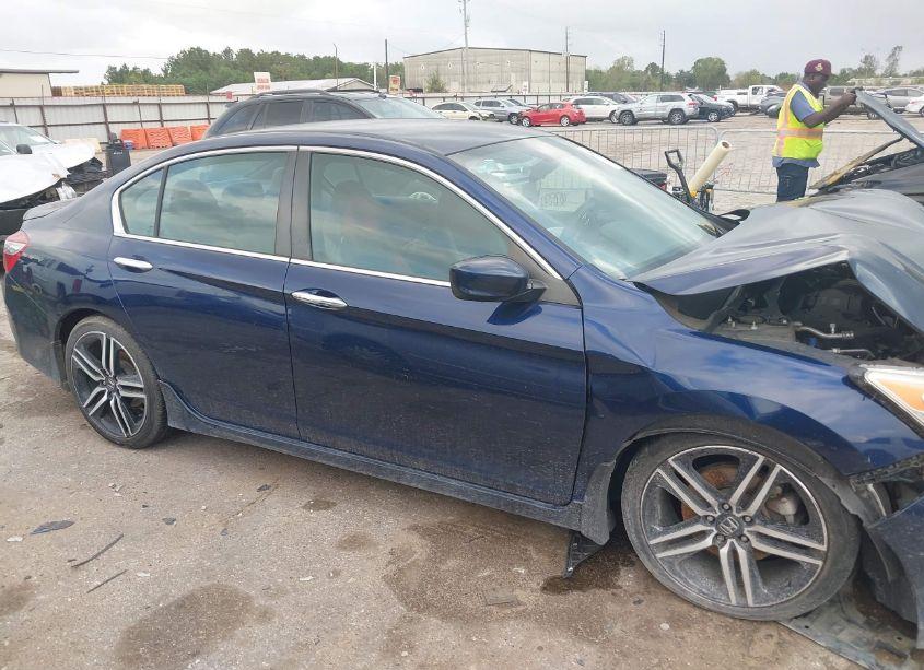 Photo 13 of 2016 Honda Accord SPORT (VIN 1HGCR2F55GA046379)