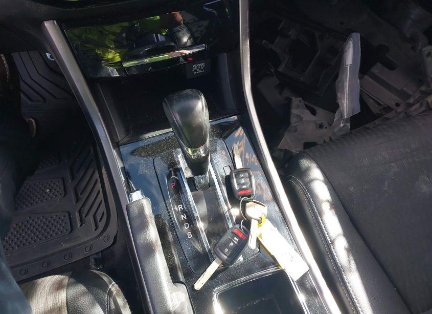 Photo 11 of 2016 Honda Accord SPORT (VIN 1HGCR2F55GA047287)