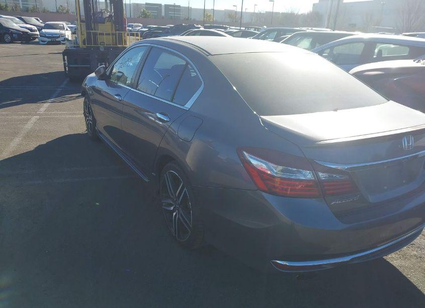 Photo 3 of 2016 Honda Accord SPORT (VIN 1HGCR2F55GA047287)