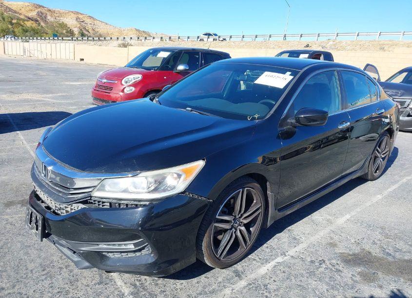 Photo 2 of 2016 Honda Accord SPORT (VIN 1HGCR2F55GA136938)