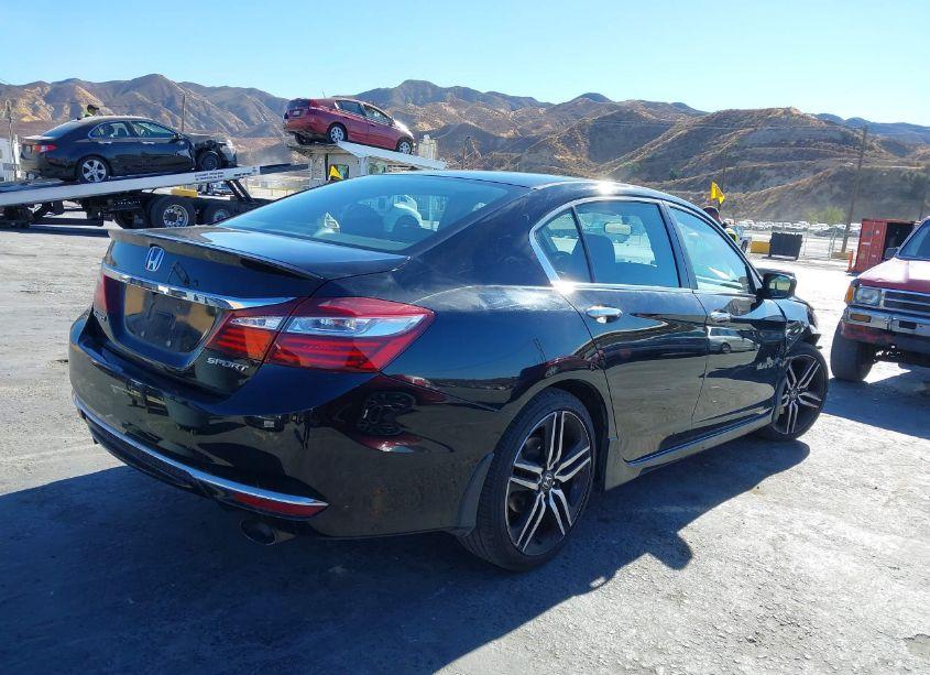 Photo 4 of 2016 Honda Accord SPORT (VIN 1HGCR2F55GA136938)