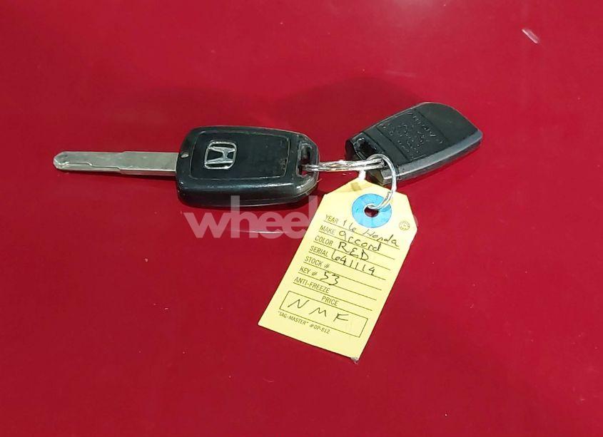 Photo 11 of 2016 Honda Accord SPORT (VIN 1HGCR2F55GA143999)