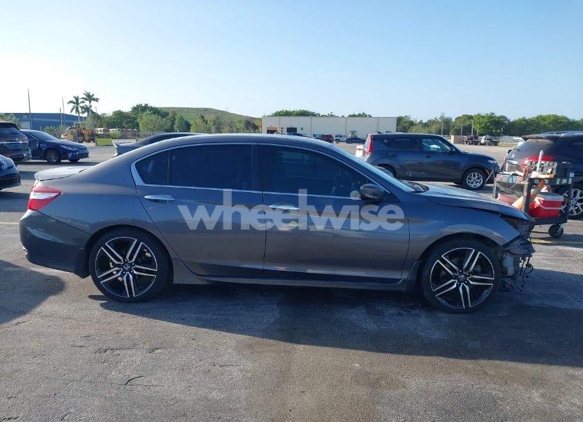 Photo 14 of 2016 Honda Accord SPORT (VIN 1HGCR2F55GA164724)