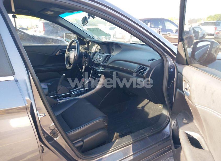 Photo 5 of 2016 Honda Accord SPORT (VIN 1HGCR2F55GA164724)