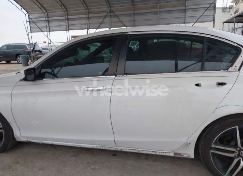 Photo 15 of 2016 Honda Accord SPORT (VIN 1HGCR2F55GA198694)