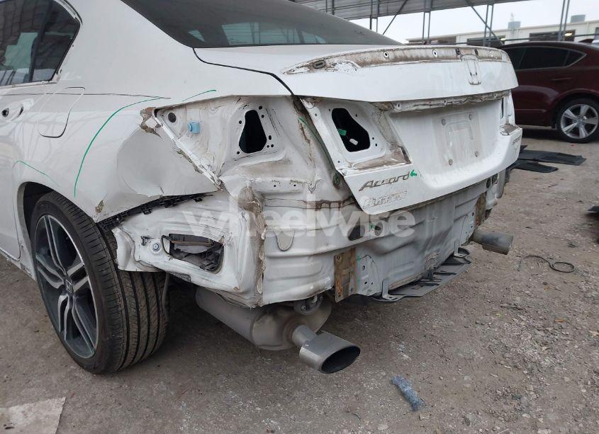 Photo 6 of 2016 Honda Accord SPORT (VIN 1HGCR2F55GA198694)