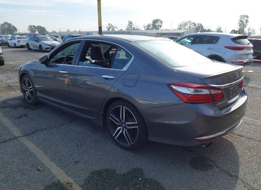 Photo 3 of 2016 Honda Accord SPORT (VIN 1HGCR2F55GA203067)