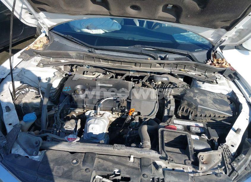 Photo 10 of 2017 Honda Accord SPORT (VIN 1HGCR2F55HA005123)