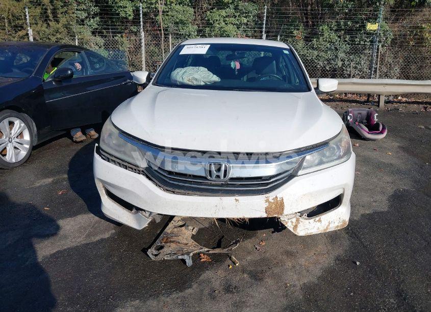 Photo 12 of 2017 Honda Accord SPORT (VIN 1HGCR2F55HA005123)