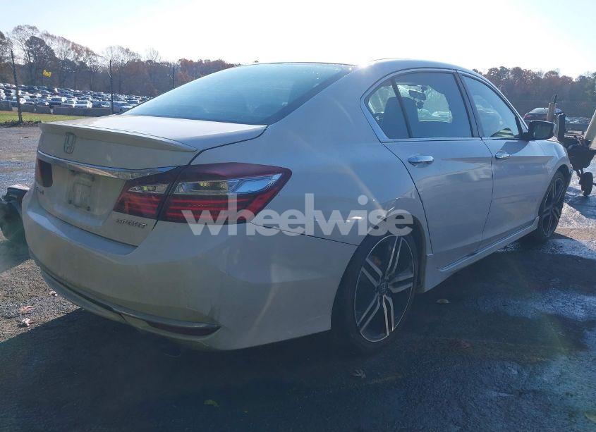 Photo 4 of 2017 Honda Accord SPORT (VIN 1HGCR2F55HA005123)