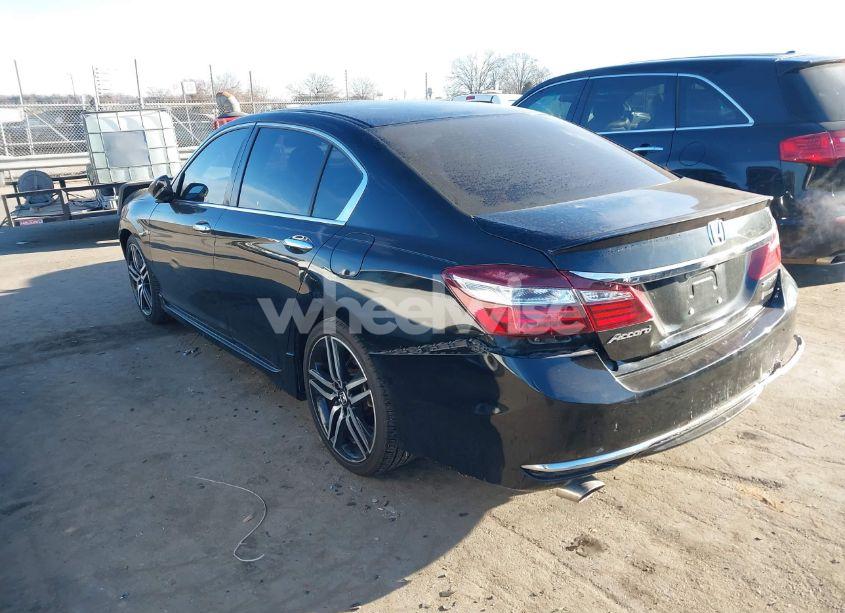 Photo 3 of 2017 Honda Accord SPORT (VIN 1HGCR2F55HA022763)