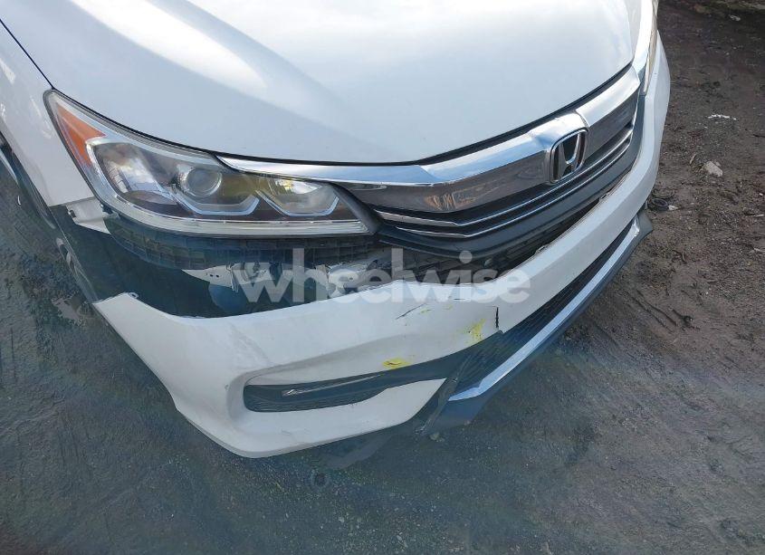 Photo 6 of 2017 Honda Accord SPORT (VIN 1HGCR2F55HA031351)