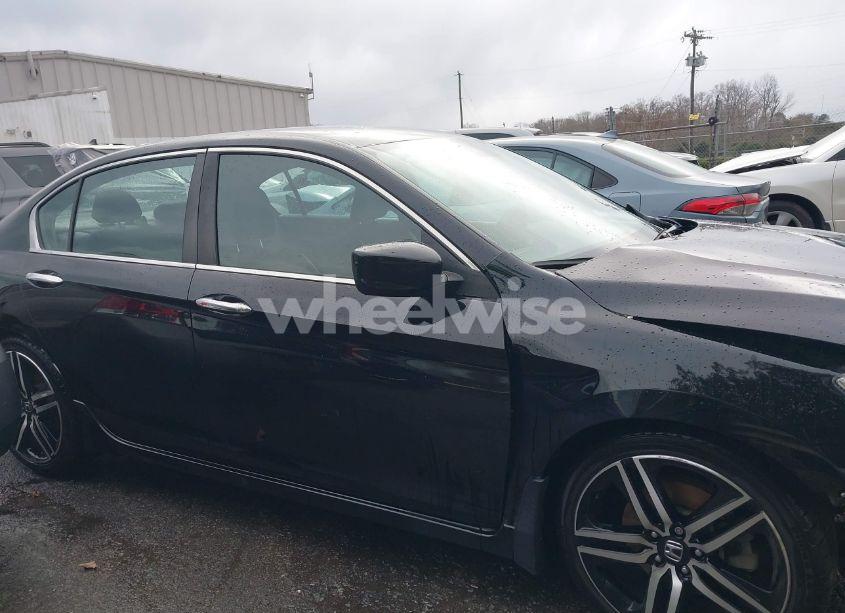 Photo 13 of 2017 Honda Accord SPORT (VIN 1HGCR2F55HA185512)