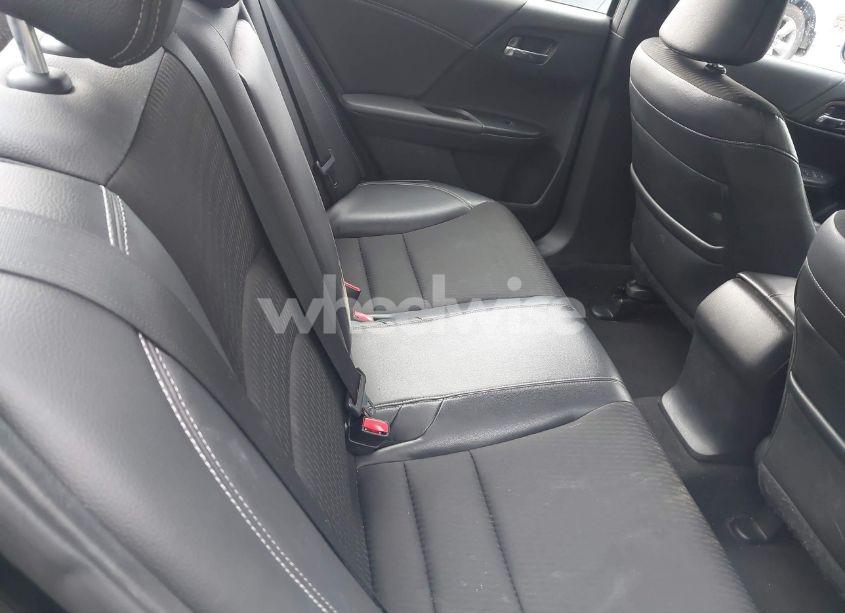 Photo 8 of 2017 Honda Accord SPORT (VIN 1HGCR2F55HA185512)