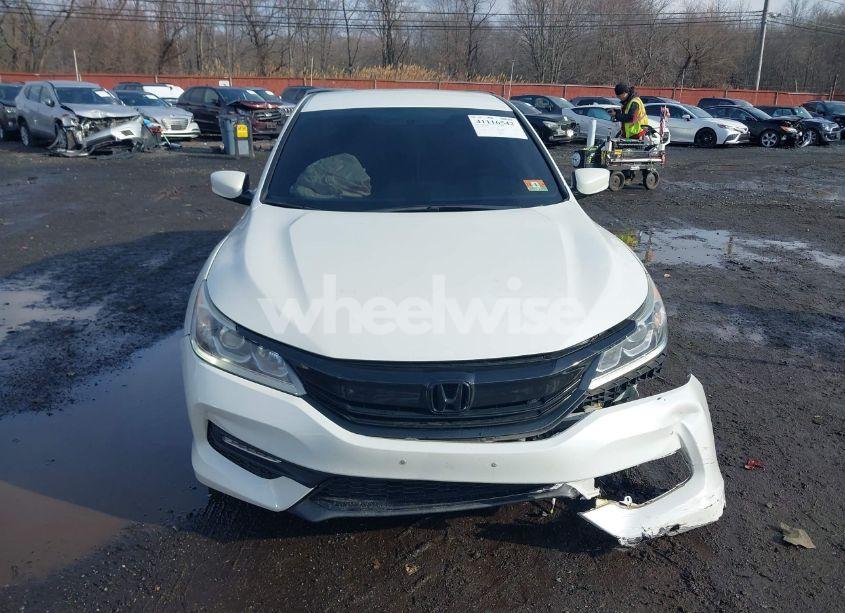 Photo 12 of 2017 Honda Accord SPORT (VIN 1HGCR2F55HA193173)